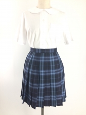 ネイビースカート 　　　
男女お揃い
全9点