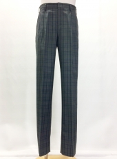 グレーパンツ 　
男女お揃い
全3点