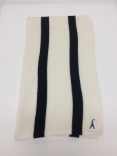 ホワイトマフラー
全1点