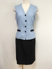 ブルーベスト
ネイビースカート
全1点