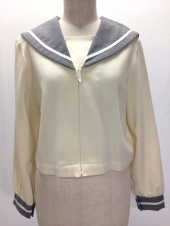 グレー衿長袖セーラー服
全1点