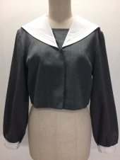 グレー長袖セーラー服
全1点