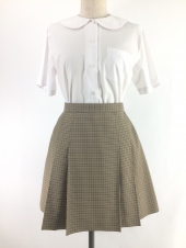 ベージュスカート
全1点