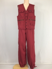 レッド作業服
全1点