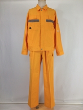 オレンジ作業服