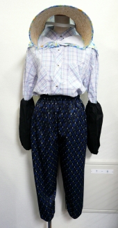 ブルー農作業服
全1点