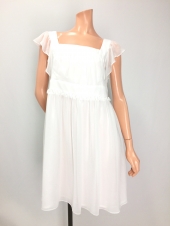 ホワイトワンピース