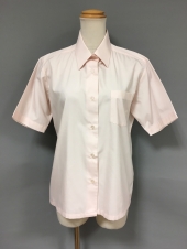 ピンク半袖シャツ
全9点