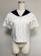 ネイビー衿半袖セーラー服　　
全5点