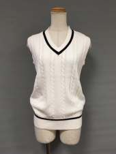 ホワイトニットベスト
ブラックライン
全10点