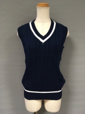 ネイビーニットベスト
全1点