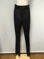 ブラック飲食パンツ
全2点