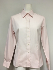 ピンクシャツ
全2点