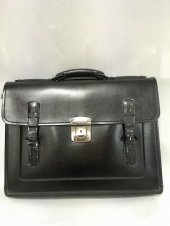 ブラックレザーバッグ
全1点