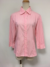 レッド飲食シャツ
全1点