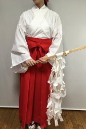 巫女
全1点