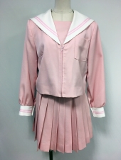 ピンク長袖セーラー服
全1点