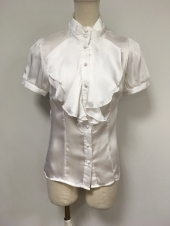 ホワイト飲食シャツ
全1点