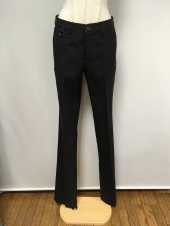 ブラック飲食パンツ
全1点