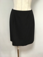 ブラック飲食スカート
全1点