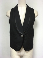 ブラック飲食ベスト
全1点