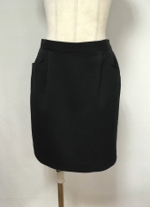 ブラック飲食スカート
全1点