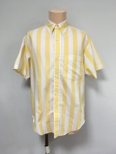 イエロー飲食シャツ
全1点