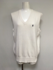 ホワイトニットベスト
全1点