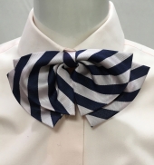 ネイビーリボン
全1点