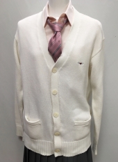 ホワイトカーディガン
全1点