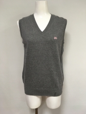 グレーニットベスト
全1点