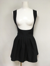 ブラック胸当てエプロン
全1点