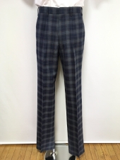 ネイビーパンツ
全3点