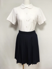 ネイビースカート
全1点