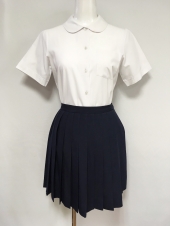 ネイビースカート
全1点