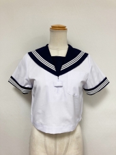 ネイビー衿半袖セーラー服
全1点