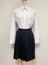 ネイビースカート
全2点