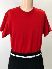 レッドTシャツ
全5点