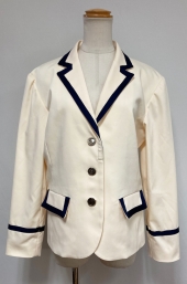 ホワイトブレザー
全1点