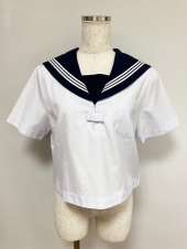 ネイビー衿半袖セーラー服
全1点