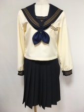 ネイビー衿長袖セーラー服 
全2点