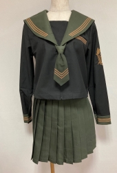 カーキ衿長袖セーラー服
全1点