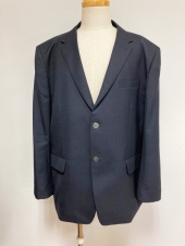 ネイビーブレザー
hiromichi nakano
全1点