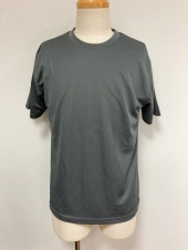 グレー作業服　Tシャツ
全1点