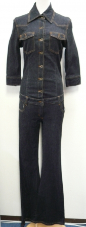 ブラック作業服　つなぎ
全1点