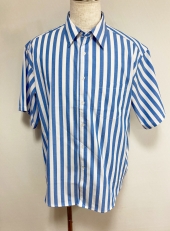 ブルー飲食シャツ
全2点