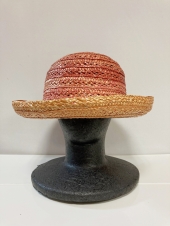 ピンク麦わら帽子