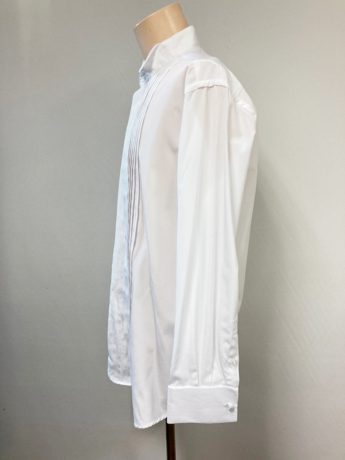 ホワイト飲食シャツ
全1点