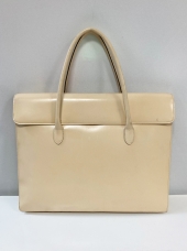 ベージュバッグ
全1点