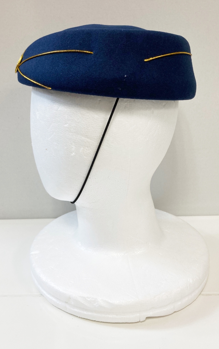 ネイビーCA帽子
全1点